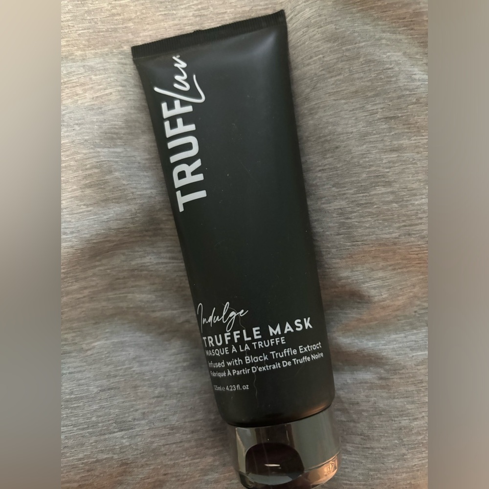 Indulge Truff Luv Truffle hair mask